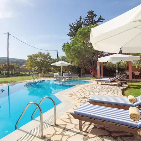 Bella Vasiliki Litheres