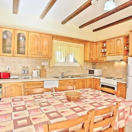 Bella Vasiliki * Litheres