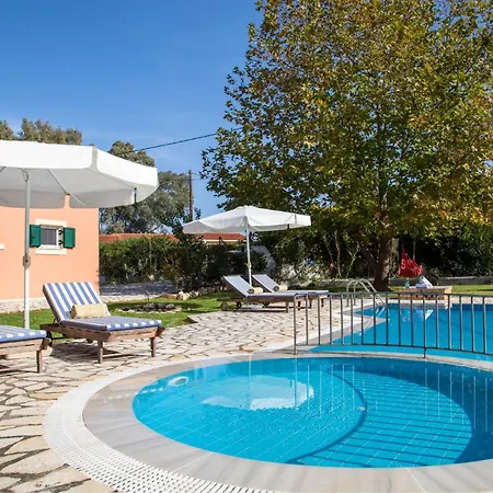 Bella Vasiliki Litheres