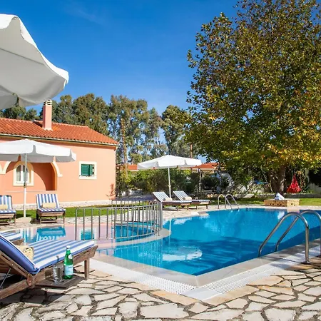 Bella Vasiliki Litheres