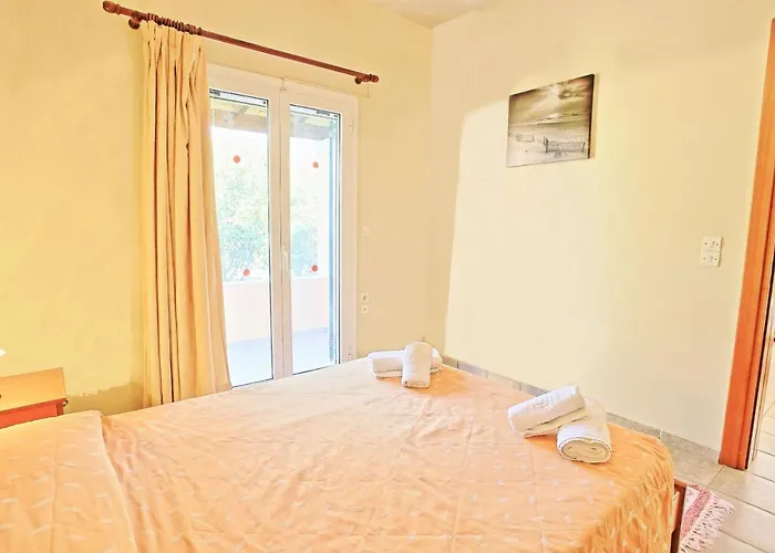 Bella Vasiliki Litheres